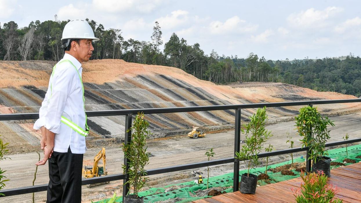 Tinjau Pembangunan Jalan Tol IKN, Presiden: Diharapkan Juni 2024 Bisa Dipakai