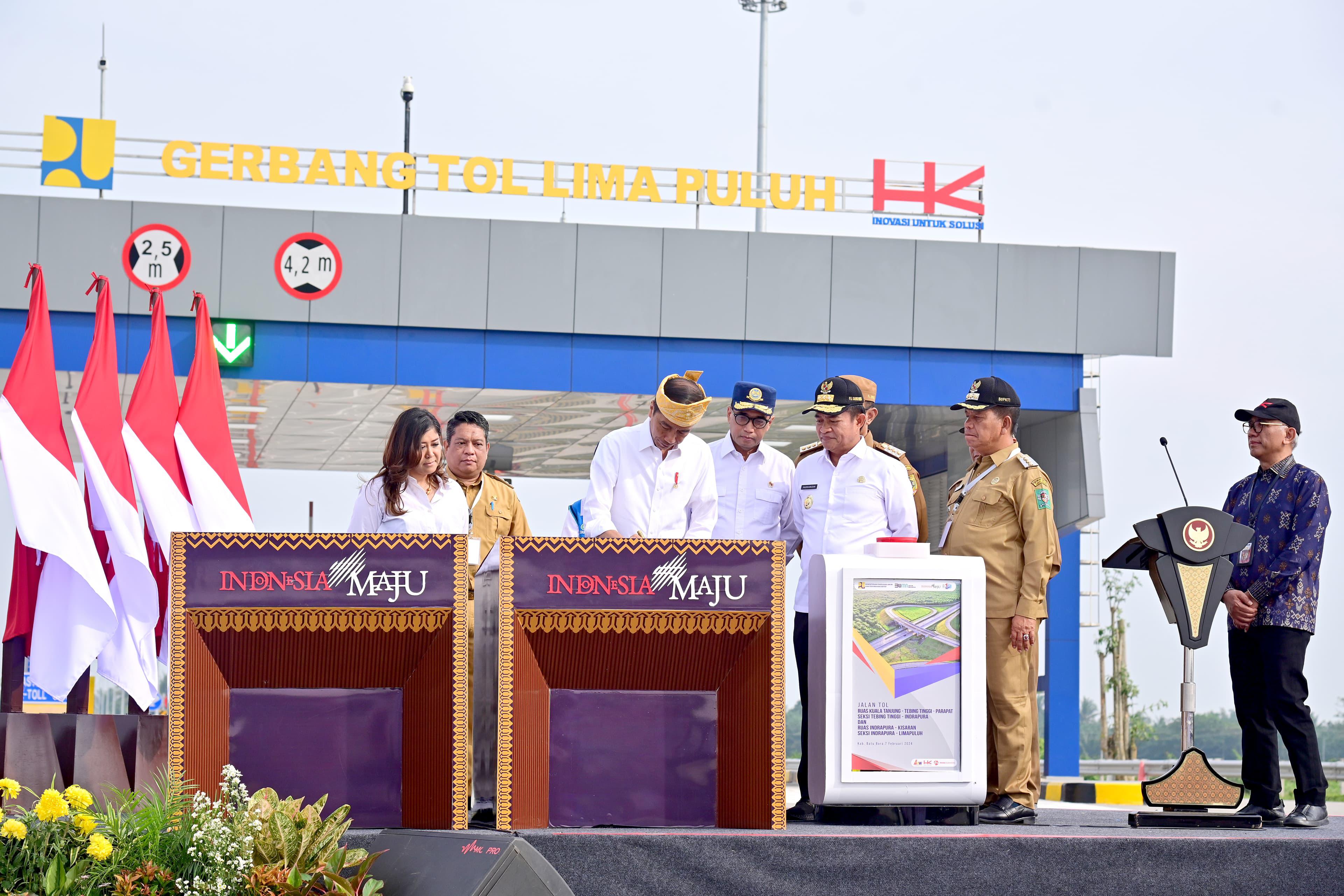 Presiden Jokowi Resmikan Jalan Tol Seksi Tebing Tinggi-Indrapura dan Indrapura-Limapuluh