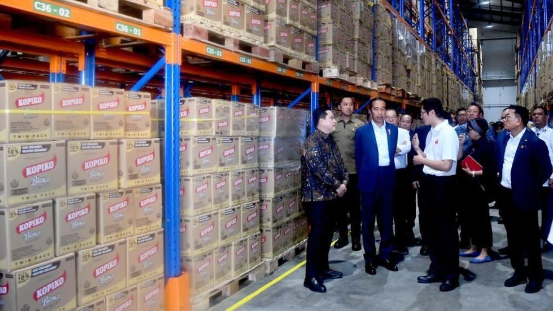 Presiden Jokowi Tinjau Perusahaan Indonesia di Filipina