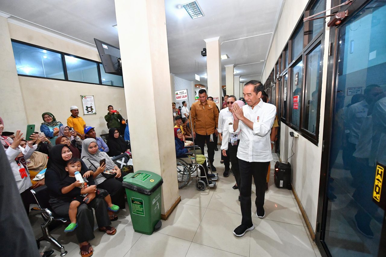 Presiden Jokowi Tinjau Fasilitas dan Pelayanan Kesehatan di RSUD Bob Bazar di Lampung Selatan