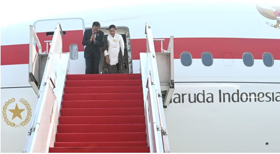 Presiden Jokowi dan Ibu Iriana Mulai Rangkaian Lawatan ke Beijing dan Riyadh