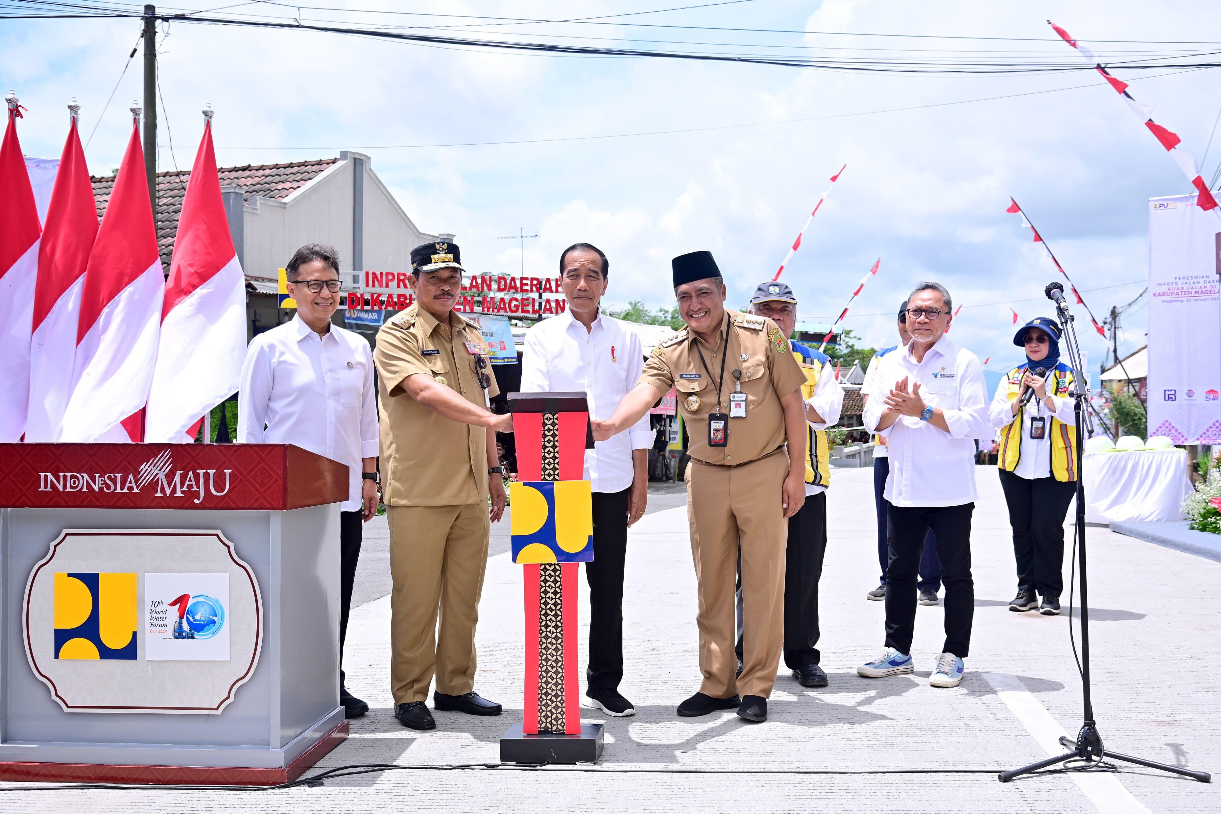 Presiden Jokowi Resmikan Jalan Daerah Muntilan-Keningar Akses Evakuasi Merapi