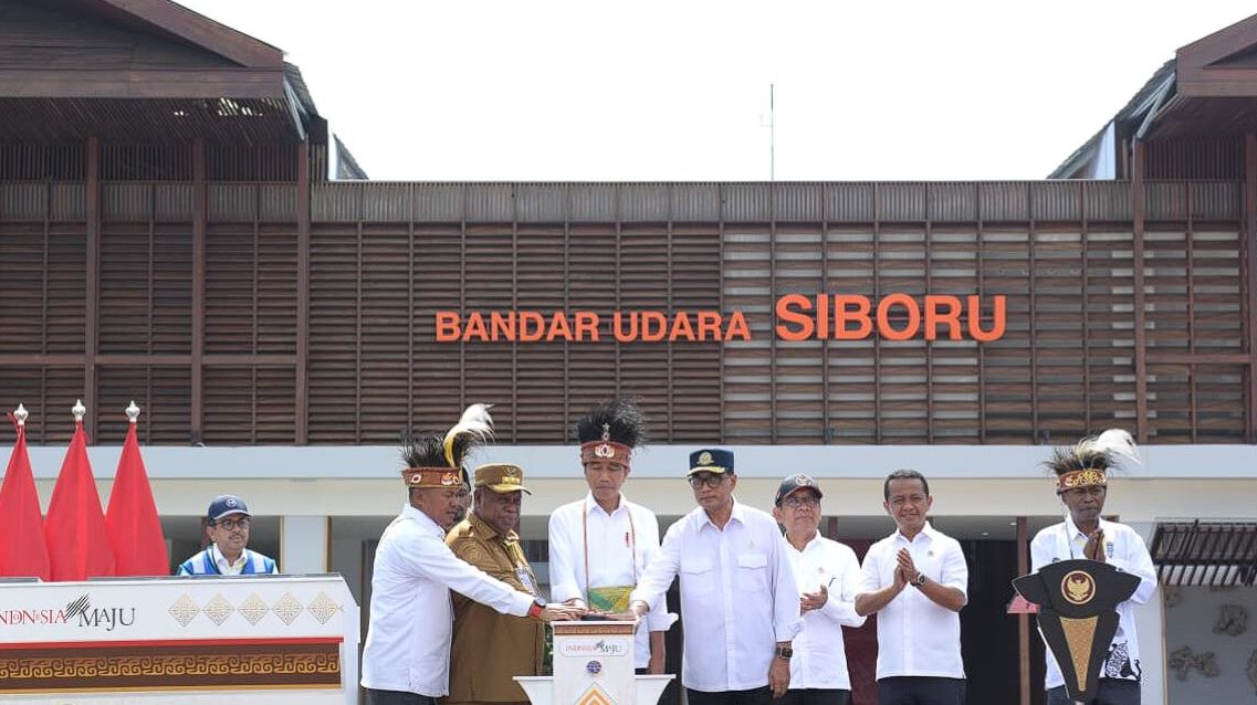 Resmikan Dua Bandara Baru di Papua, Presiden: Manfaatkan Sebaik-baiknya