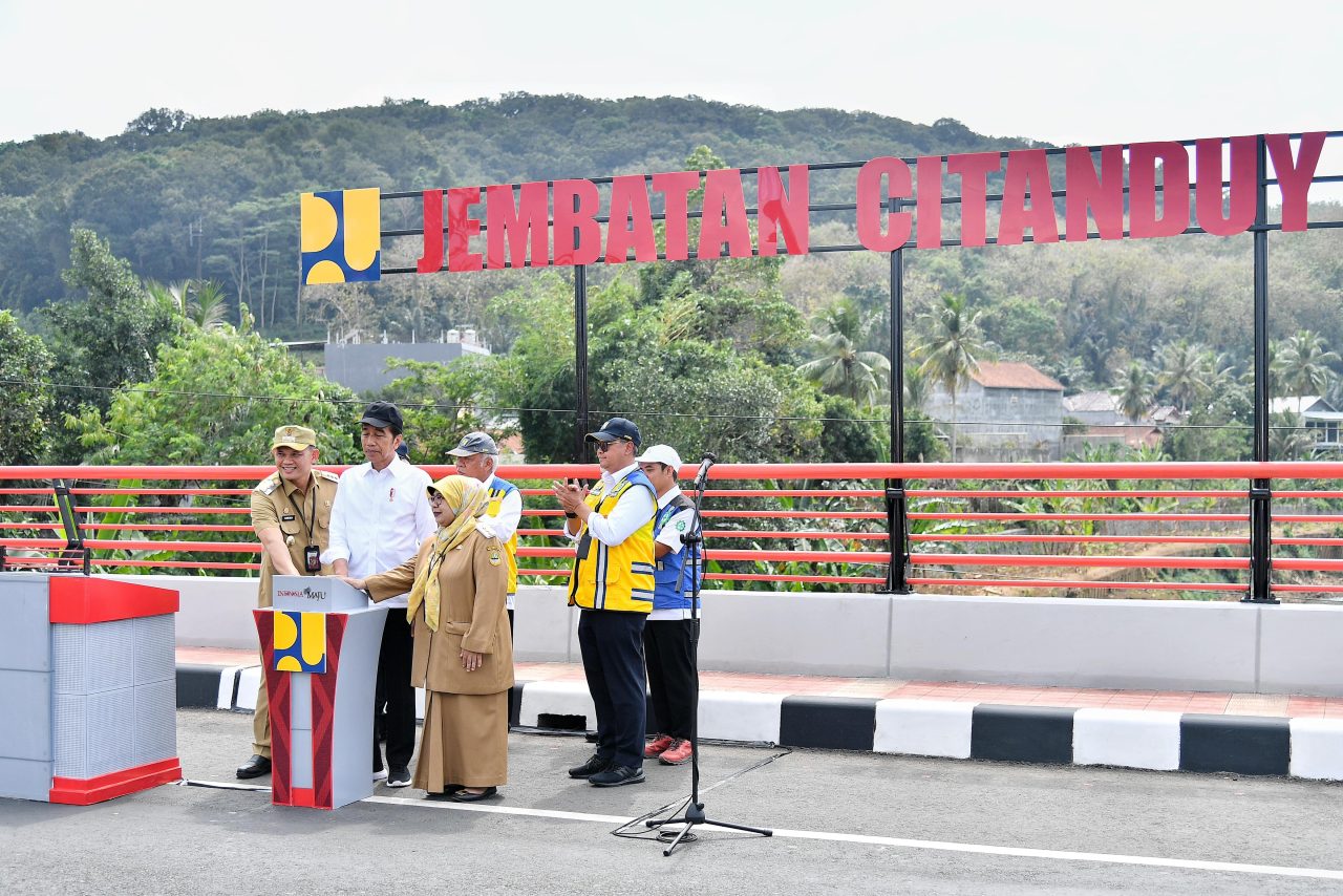 Presiden Jokowi Resmikan Proyek Infrastruktur Strategis di Jawa Barat